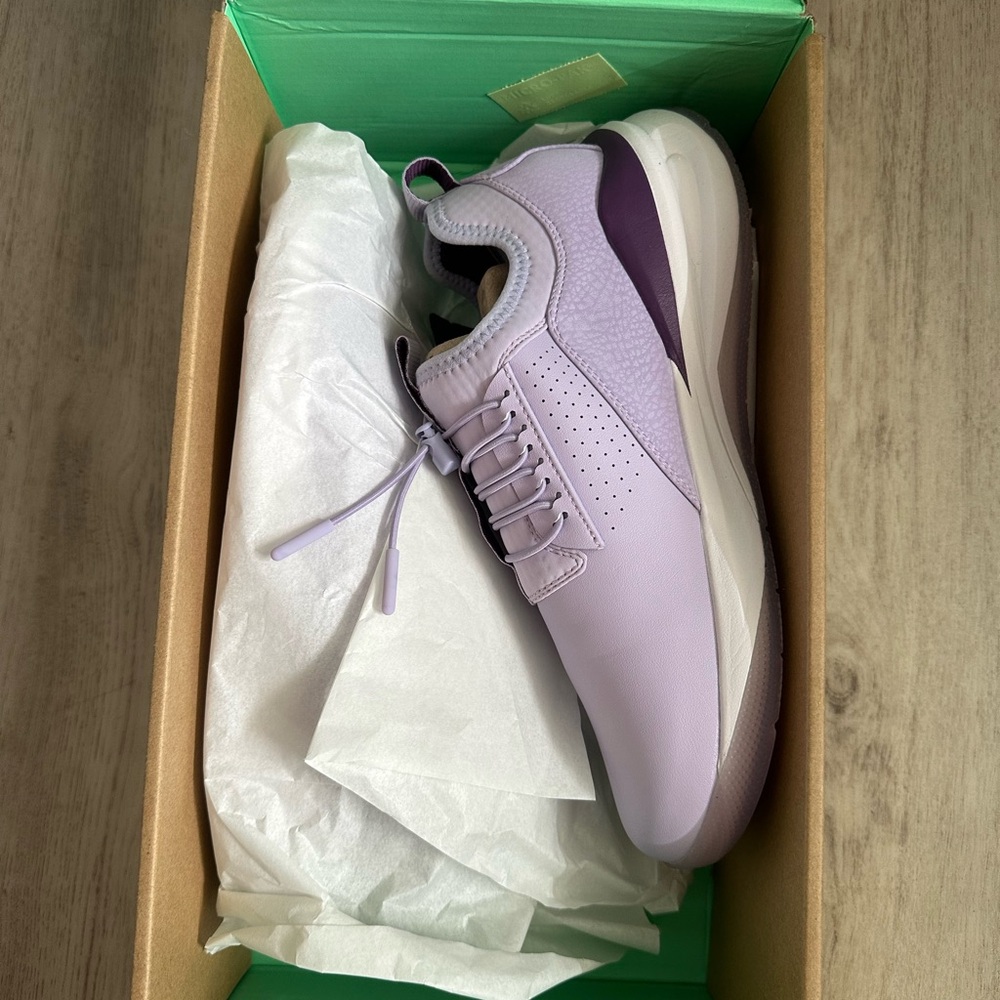 Clove Classic in Lavender